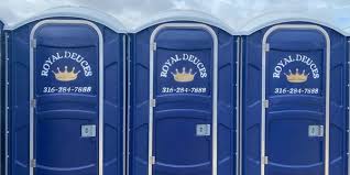 Best Restroom Trailer for Corporate Events  in Kemah, TX